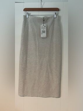 Zara Classic Light Gray Women's Knit Skirt-medium